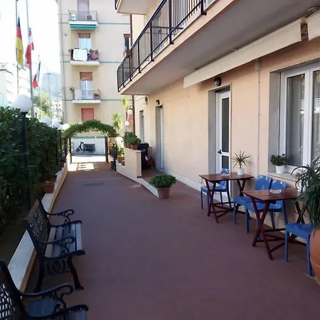 Hotel San Nazario 3*